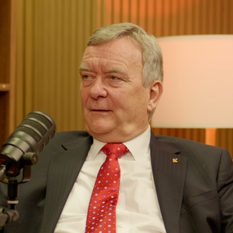 2025/26 CIBSE  President Vince Arnold featured on DAIKIN Podcast