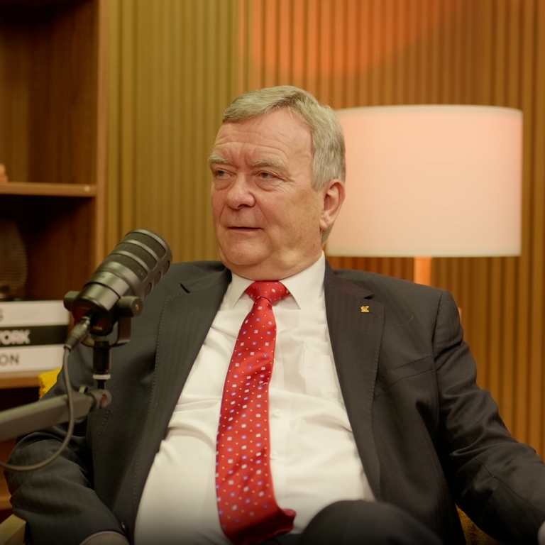 2025/26 CIBSE  President Vince Arnold featured on DAIKIN Podcast